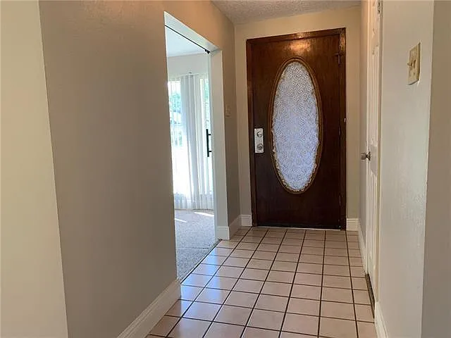 100 Firwood Dr — Photo 4