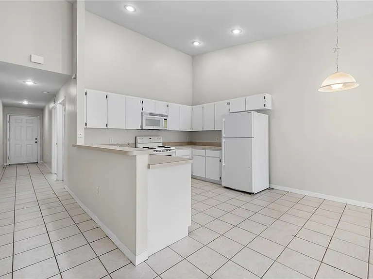 37228 Grassy Hill Ln — Photo 9