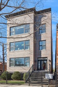 1944 W Thomas St #1, Chicago, IL, 60622