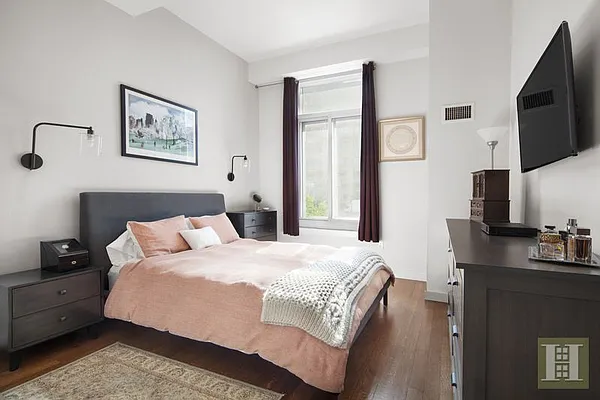 Sold by Halstead Real Estate | media 2