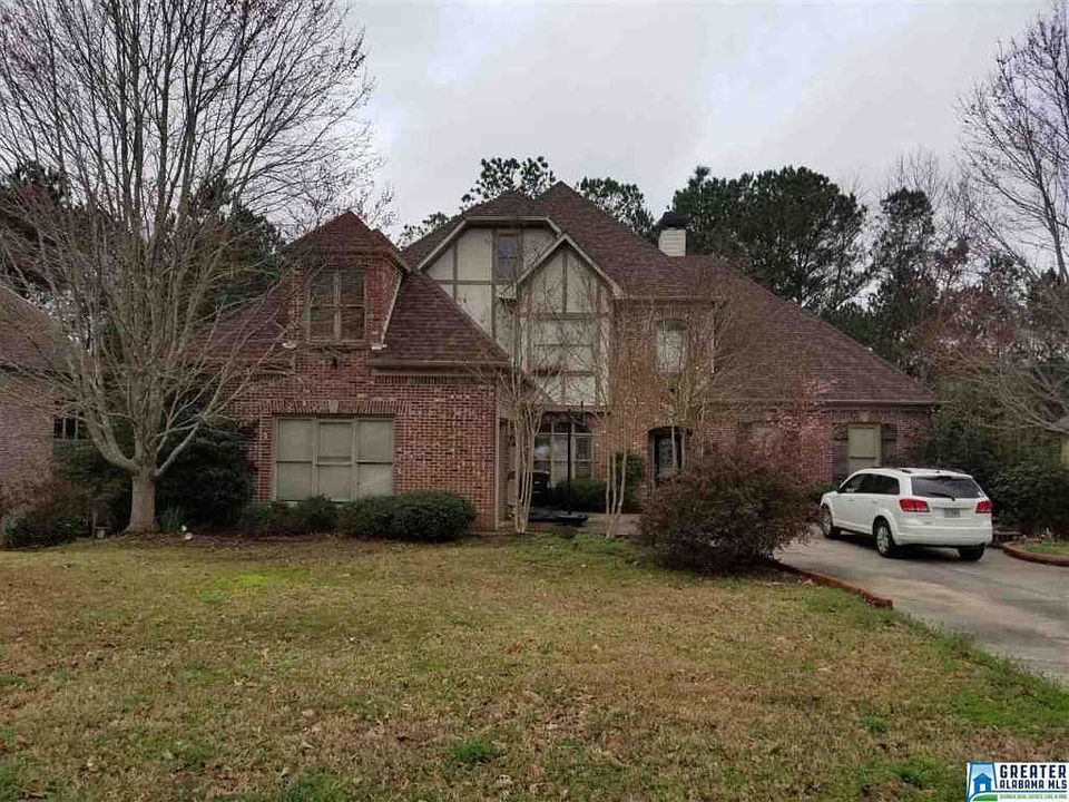 2nd image of 230 Highland Park Dr