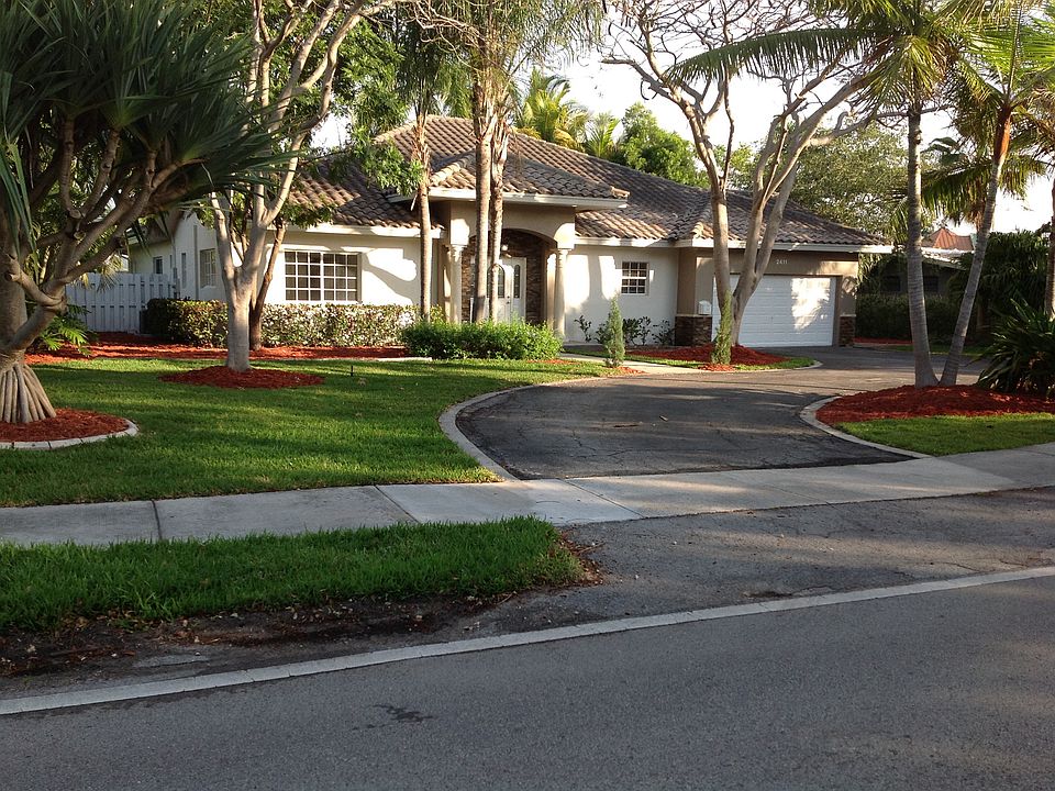 1st image of 2411 NE 22nd Ave