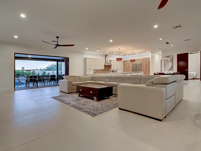 6401 E Larkspur Dr — Photo 16