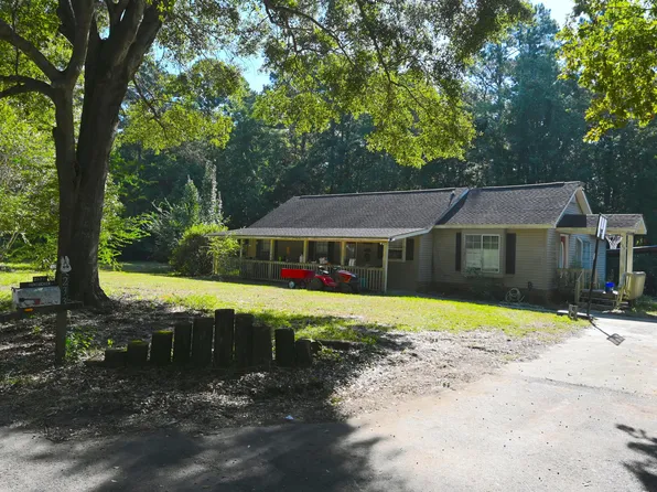 233 Harlock Dr, Moncks Corner, SC 29461