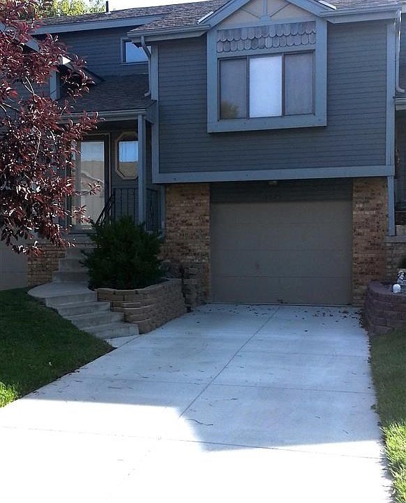 1st image of 3423 Comstock Ave