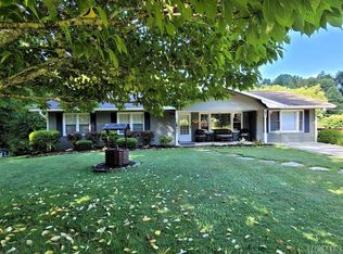 15 Shiver Rdg, Glenville, NC 28736