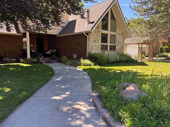 3rd image of 12144 Mountain Shadow Rd