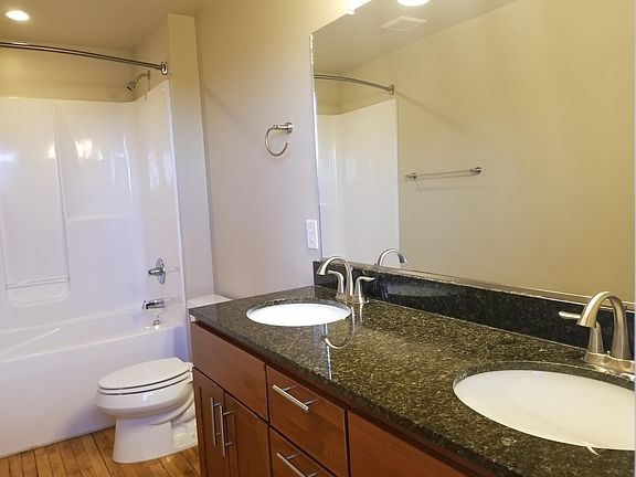 5th image of 505 6th St SW #119