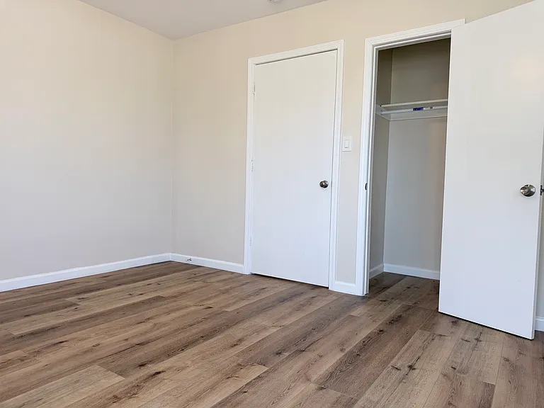 3082 Thurin Ave — Photo 13