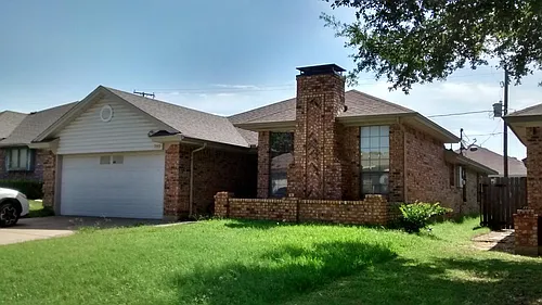 717 Cross Ridge Cir N Photo 1