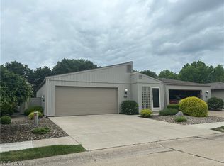 11036 Westwind Ct, Strongsville, OH 44149