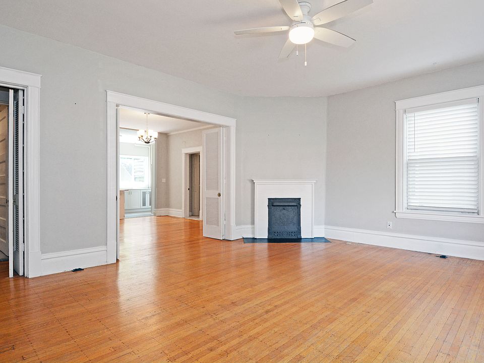 1st image of 3309 Irving Ave S Unit 1