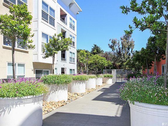 5th image of 8200 Oceanview Ter APT 123
