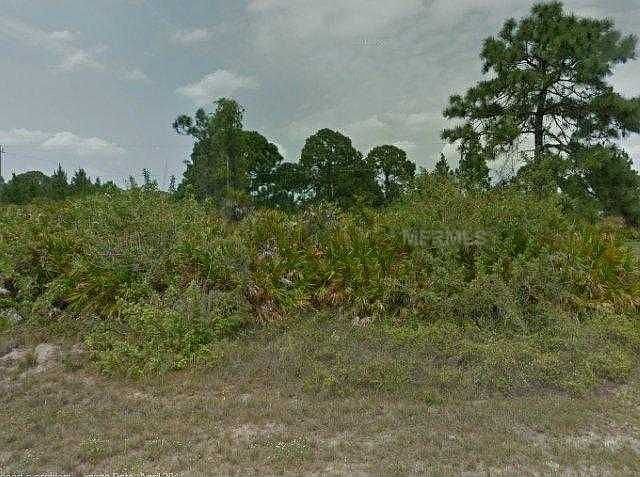 1st image of 12360 Deepwoods Ave