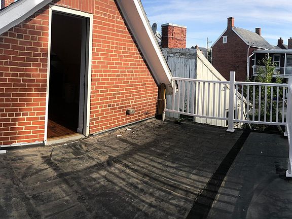 Rooftop deck