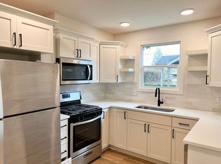 4828 NE Campaign St, Portland, OR 97218