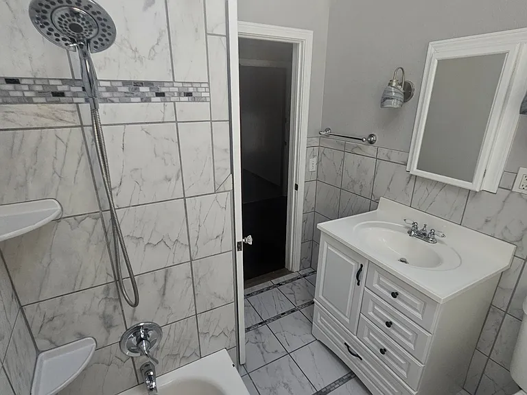 38 Delham Ave #2 — Photo 9