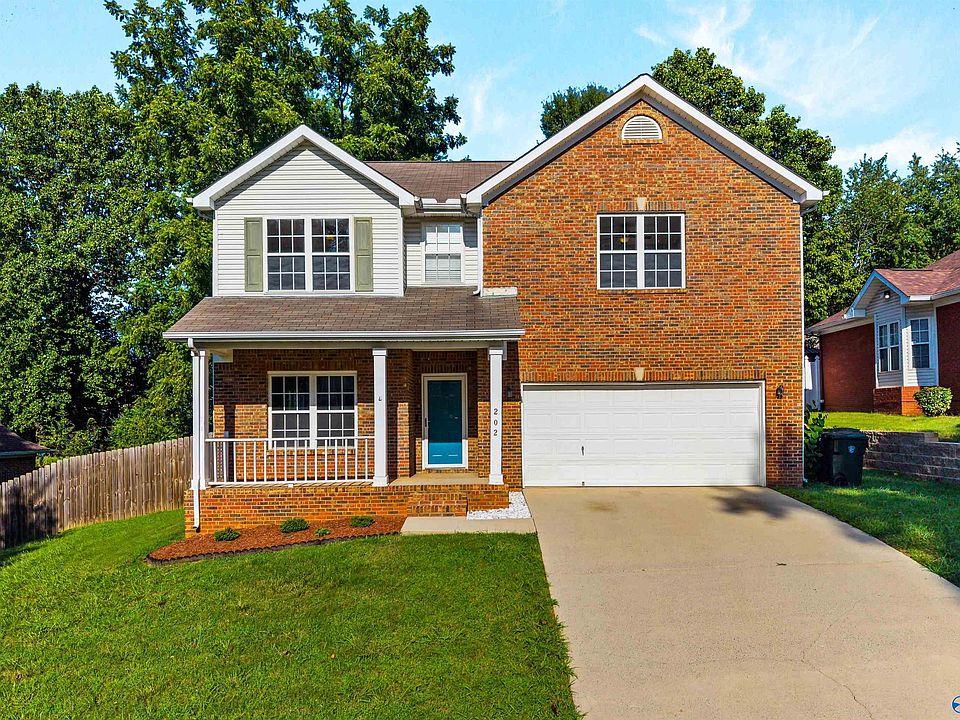 1st image of 202 Bridgeway Cir