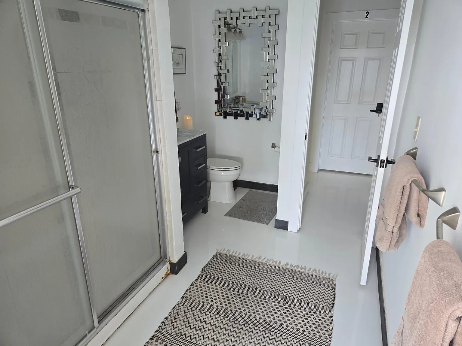 3 bed, 1.5 bath, 1100 sqft, $1,481 — Photo 2