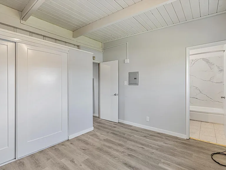6500 Donal Ave — Photo 12