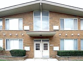 24591 Kelly Rd APT 7, Eastpointe, MI 48021