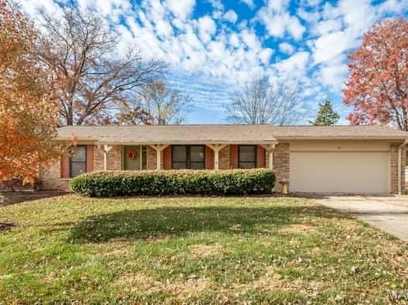 9 Ardwick Dr, Saint Peters, MO 63376