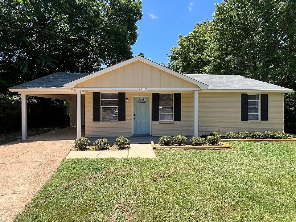 4783 Bluff Wood Cv