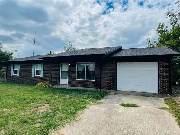 930 N Alex Noon St, Wetumka, OK 74883