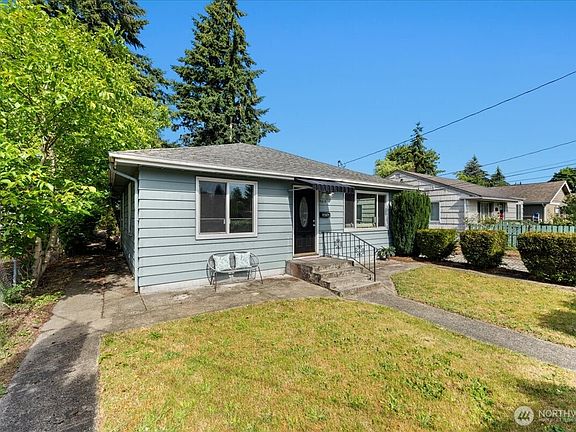 4th image of 8618 Tacoma Avenue S
