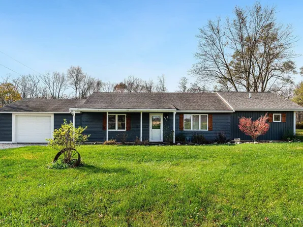 8811 Ernst Rd, Fort Wayne, IN 46809