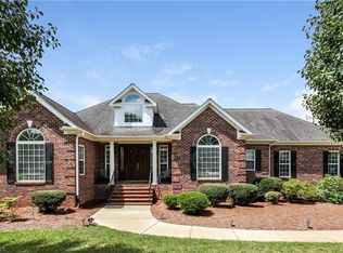 933 Maple Creek Dr, Colfax, NC 27235