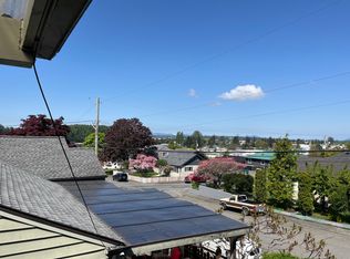 722 N 6th St #B, Mount Vernon, WA 98273