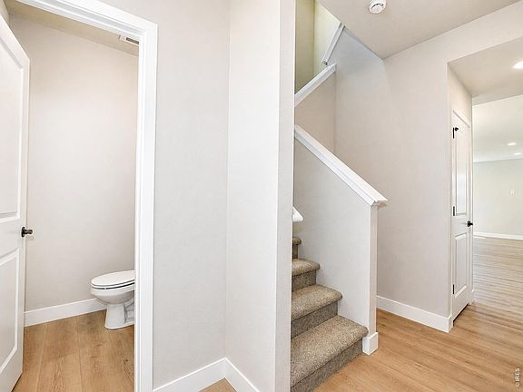3rd image of 2908 Donatello St