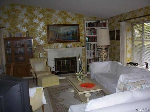 3rd image of 339 Lee Ave