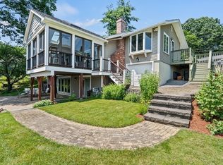 45 Fort Meadow Dr, Hudson, MA 01749