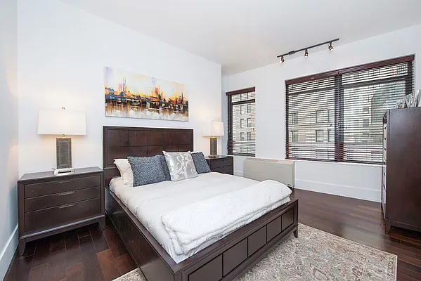 Rented by Bold New York | media 11