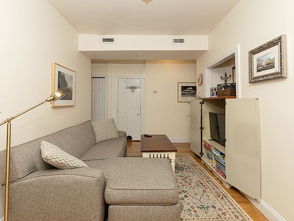 3rd image of 9 P St #A