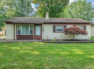 21890 Remick Dr, Clinton Township, MI 48036