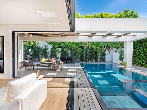 Villa Fendi by LuxJB. New, luxury, modern, fully furnished villa in prime location.