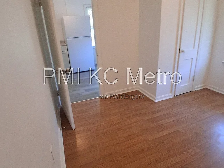 26 S Central St #9 — Photo 16