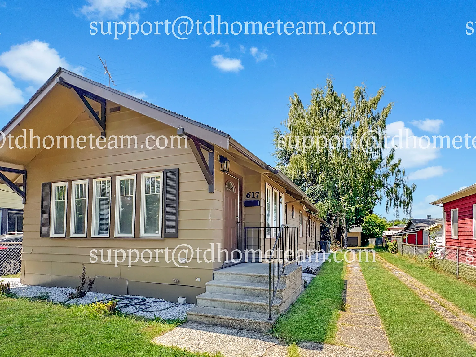 3 bed, 1310 sqft, $2,700 — Photo 1