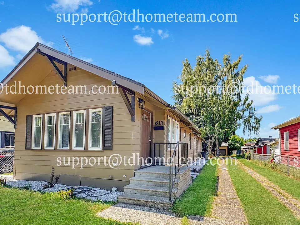 617 3rd Ave S
