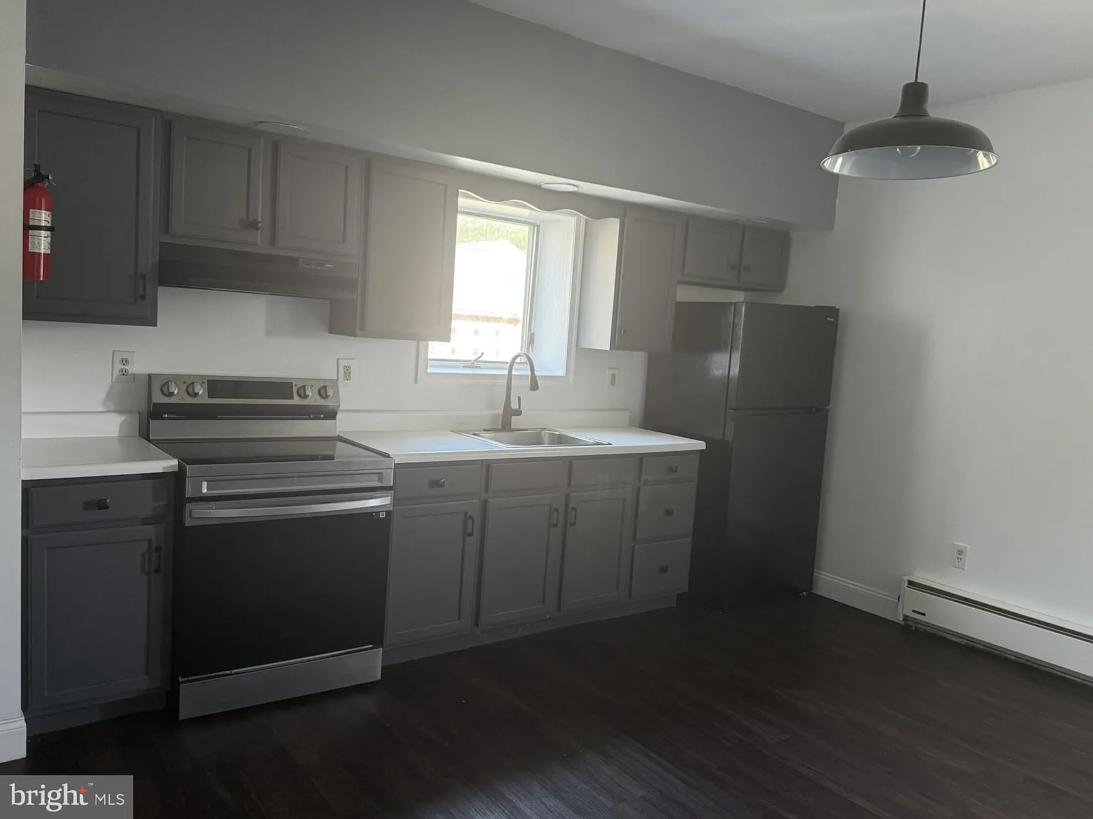 2 bed, 900 sqft, $1,000 — Photo 4