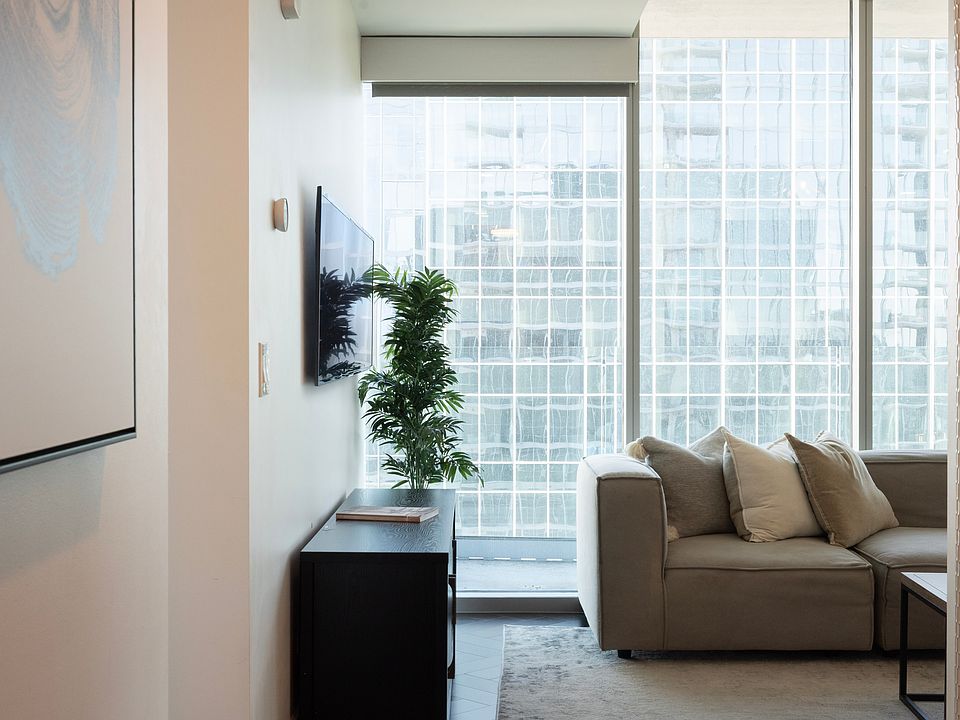 1st image of 1616 W End Ave #2304