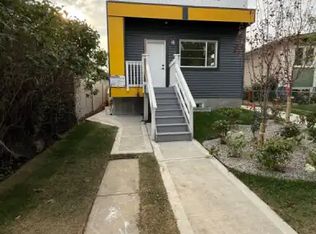12406 86th St NW #1A, Edmonton, AB T5B 3L4