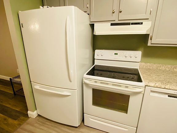 4th image of 21 Amato Dr APT F