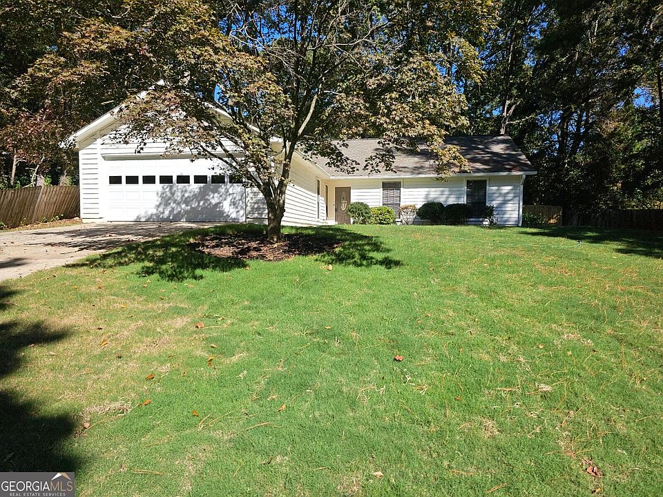 1st image of 620 Lake Forest Ct