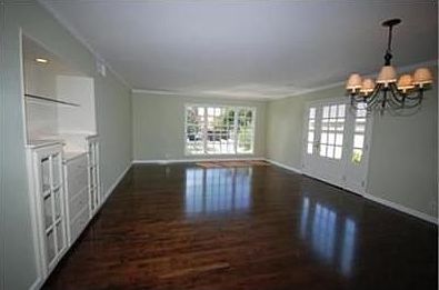 2nd image of 2308 Elm Ave