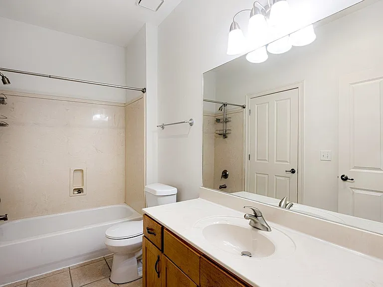614 Tennessee St #201 — Photo 17