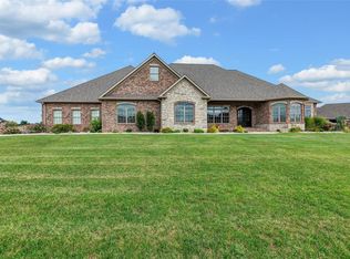 375 Brellinger St, Columbia, IL 62236